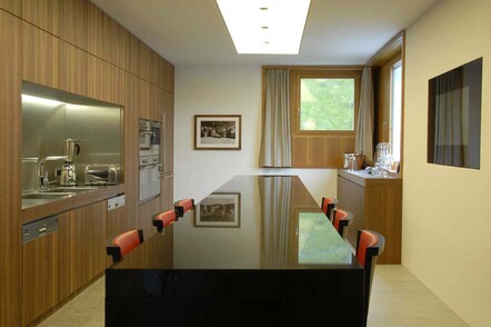 Open plan which meant the guests would often sit in the kitchen and chat