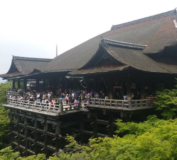 Kiyomizu-dera Temple