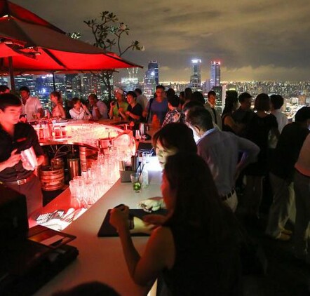 Ci La Vie Cocktail Bar