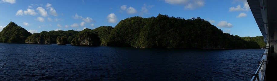 A perfect spot for lunch unless you are cooking in the galley
