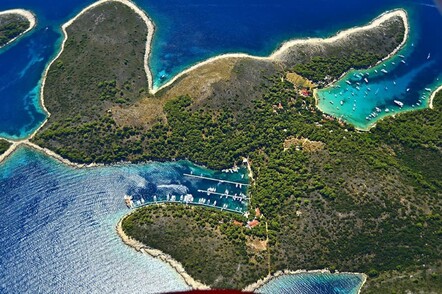A stunning country to fly into