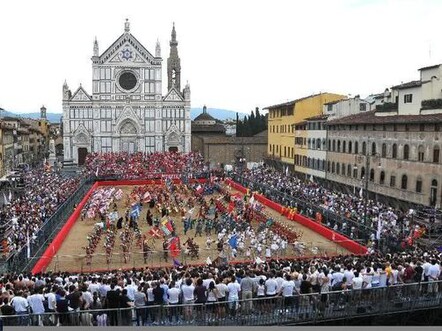 Calcio Fiorentino is a modern form of gladiators