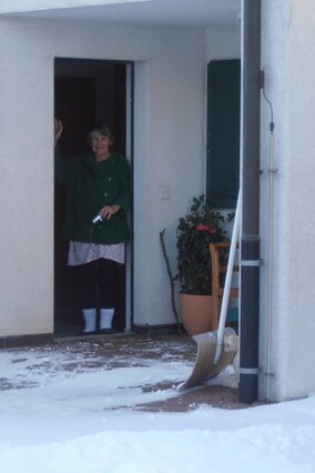 Waving goodbye to mum