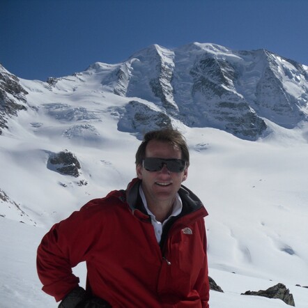 Bernina Massif tower up high above the glacier tongues.