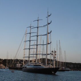 The Maltese Falcon, Falmouth Harbour