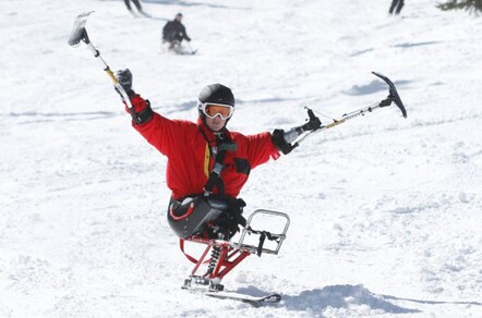 A highly skilled mono skier