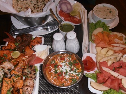 Tandoor oven selection, Dahl Makhani & garlic Naan
