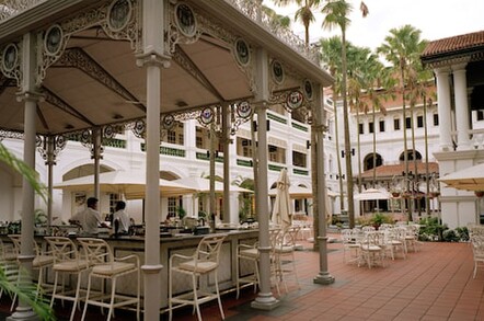 Raffles Alfresco