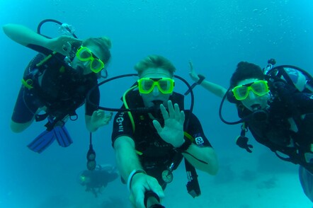 Ellie, Jason and Michelle enjoying a dive at Blue corner