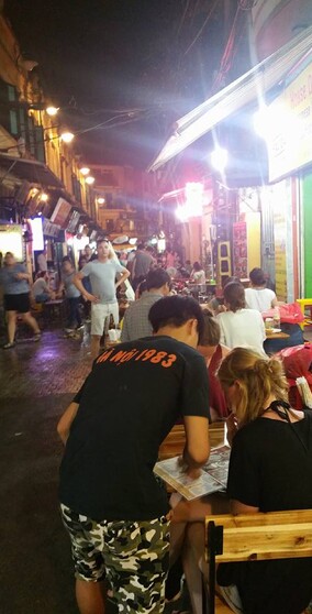 Old quarter dining