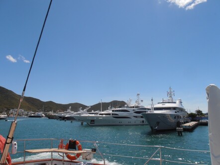 Simpson Bay (Dutch side)