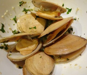 Cloudy Bay Clams